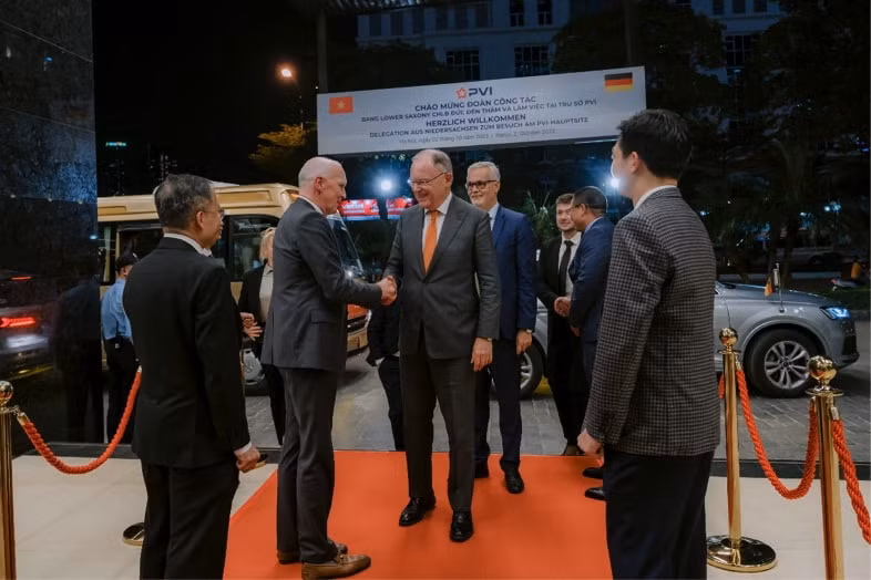 phai doan bang lower saxony den tham va lam viec tai pvi co hoi moi trong hop tac viet duc hinh 2