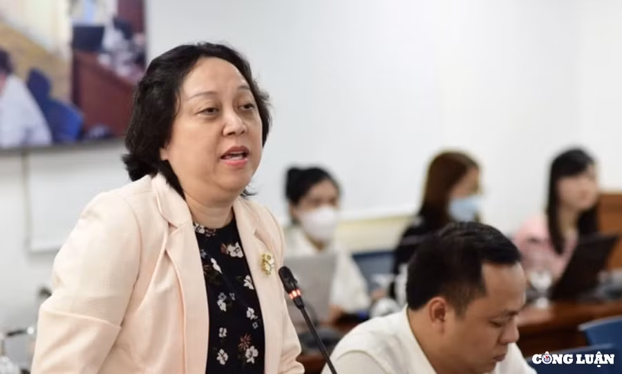 tre tu vong nghi do an banh su kem nhin ra khoang trong ve quan ly thuc pham tu thien hinh 1