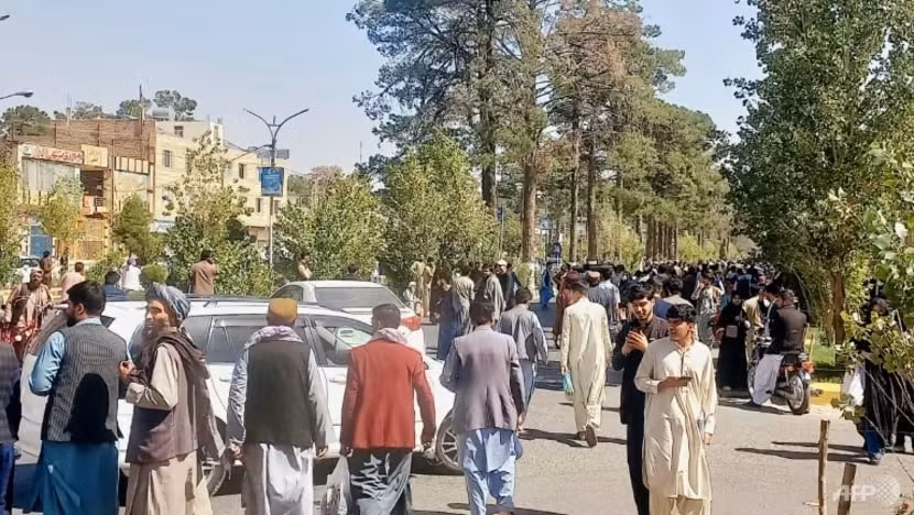 dong dat manh o afghanistan it nhat 120 nguoi thiet mang va 1000 nguoi bi thuong hinh 3