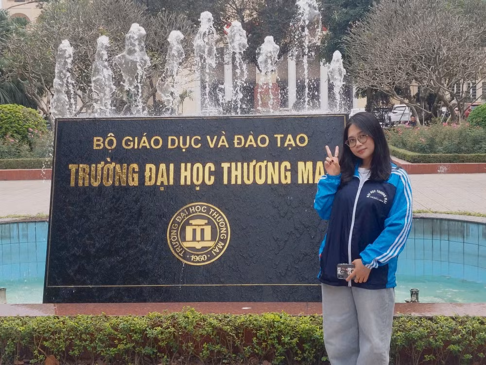 Anh 1-Em Nguyen Thu Trang_DH Thuong Mai