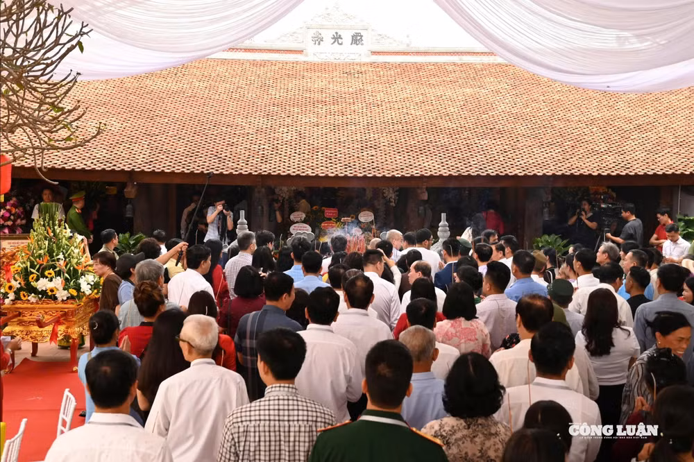 Thắp hương