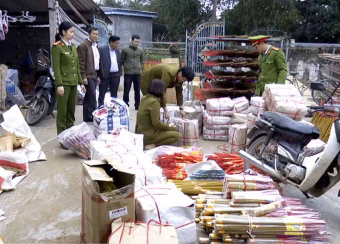 Hàng ngàn thẻ hương giả bị phát hiện