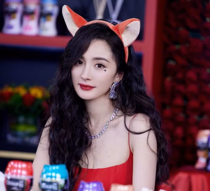 Dương Mịch hiếm khi có thời gian bên bé Tiểu Gạo Nếp.