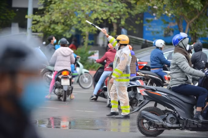 Không khí lạnh ảnh hưởng ở Trung Trung Bộ (Ảnh: Quang Hùng)