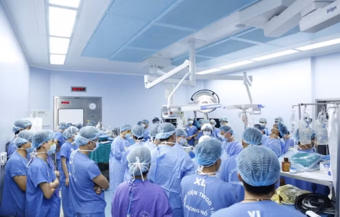 Càng ngày, kỹ thuật ngành y đòi hỏi người bác sĩ phải được đào tạo một cách bài bản và khoa học (ảnh minh họa).