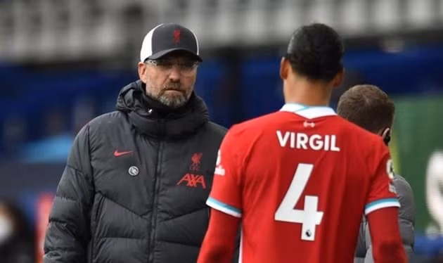 Klopp nói về chấn thương của Van Dijk. Ảnh: internet