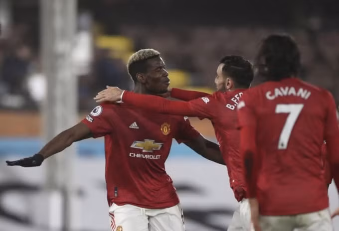 Pogba và Cavani tỏa sáng giúp MU giành trọn 3 điểm. Ảnh: internet