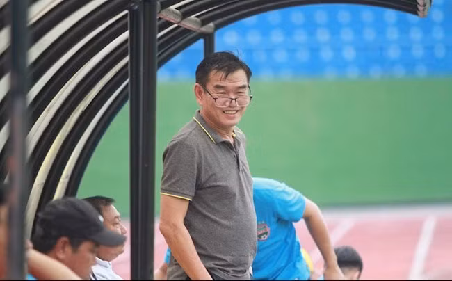 HLV Phan Thanh Hùng khiêm tốn trước trận gặp Hà Nội FC. Ảnh: internet
