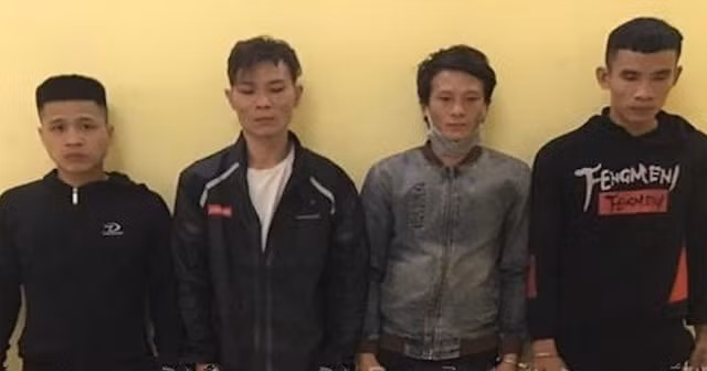 Các đối tượng Trần Văn Quý, Trần Văn Dương, Hồ Đăng Hà, Nguyễn Văn Mạnh tại cơ quan công an. ẢnhL dantri.com.vn