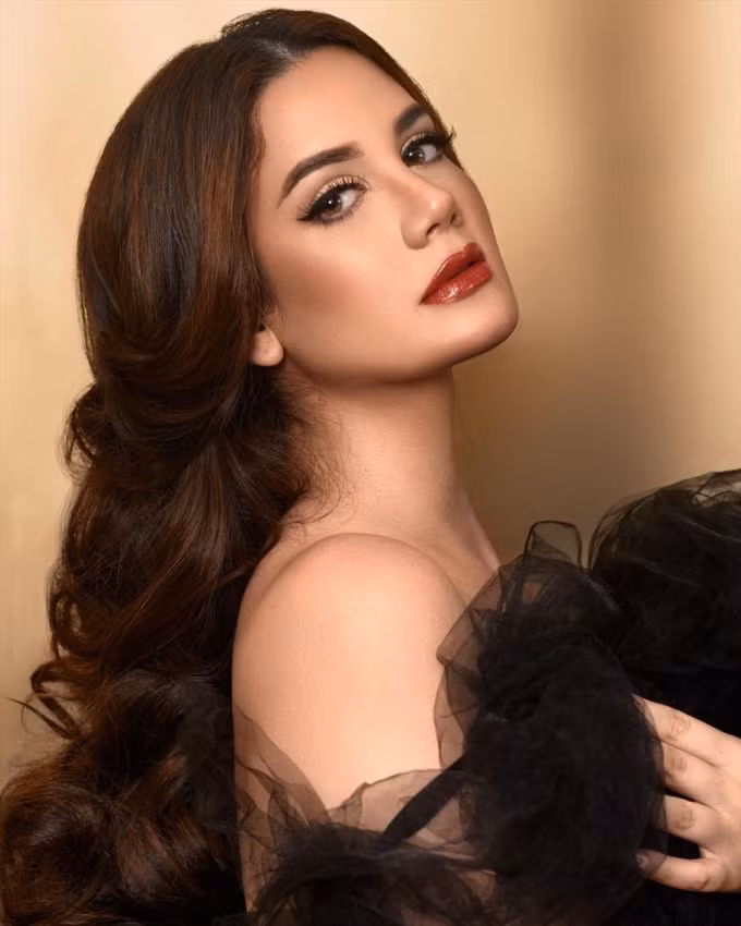 Sonia Luna Mendedez đến từ Ecuardo.