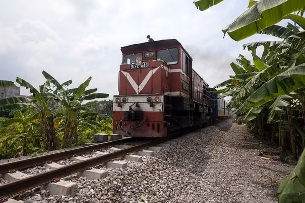 Công ty Cổ phần Vận tải đường sắt Hà Nội tạm ngừng chạy đôi tàu SP3/SP4 từ Hà Nội-Lào Cai và ngược lại