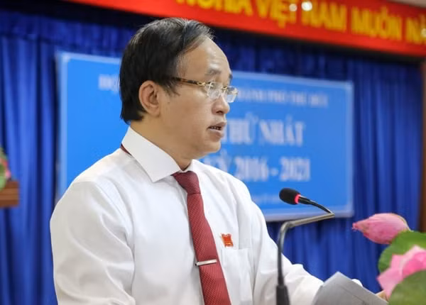Ông Nguyễn Phước Hưng được bầu làm chủ tịch HĐND TP Thủ Đức. Ảnh: TTO