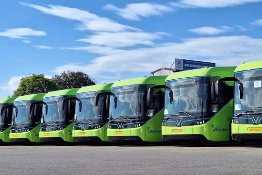 Chuyển đổi phương tiện giao thông xanh đạt nhiều kết quả tích cực