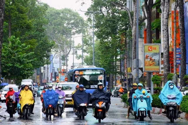 du bao thoi tiet ngay 3 1 trung bo nam bo co mua rao va dong hinh 1