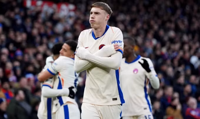 arsenal hoa brighton chelsea keo dai chuoi tran that vong tai ngoai hang anh hinh 2