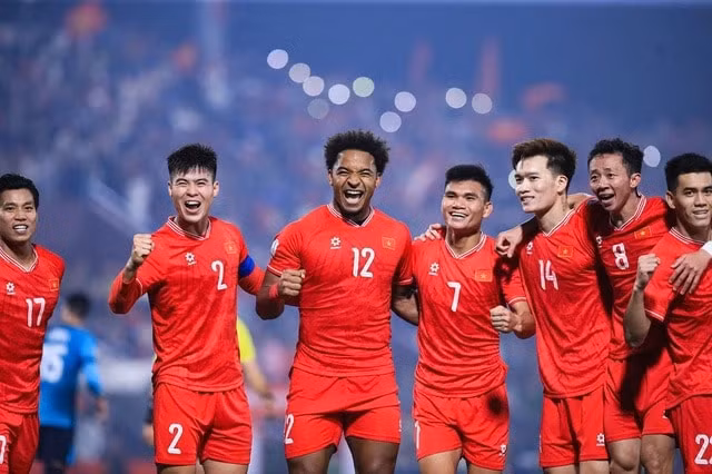 neu vo dich aff cup tren dat thai lan dt viet nam nhan bao nhieu tien thuong hinh 1