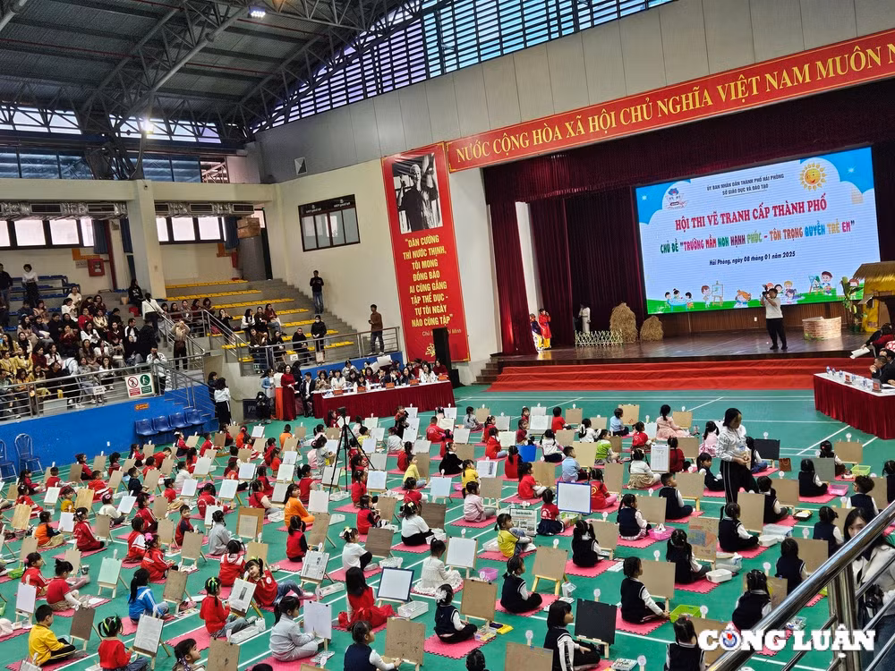 hai phong 300 tre mau giao tham gia ve tranh chu de truong hoc hanh phuc ton trong quyen tre em hinh 1