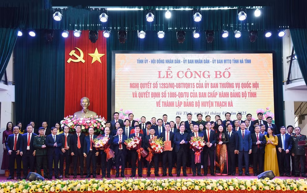 ha tinh cong bo nghi quyet cua quoc hoi ve sap xep don vi hanh chinh cap huyen cap xa hinh 1