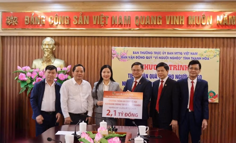 agribank chung tay vi nguoi ngheo doi tuong chinh sach nhan dip xuan at ty nam 2025 hinh 5