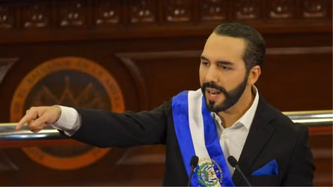 Tổng thống El Salvador Nayib Bukele. Ảnh: CNBC.