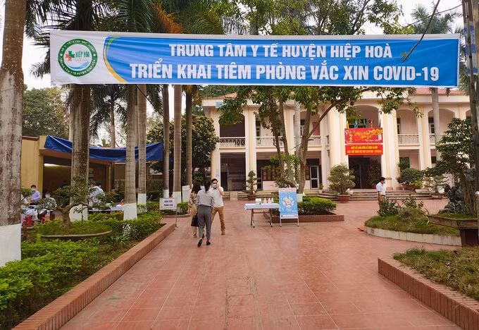 Trung tâm Y tế huyện Hiệp Hòa, nơi đặt Bệnh viện dã chiến điều trị bệnh nhân Covid-19. Ảnh: CDC Bắc Giang