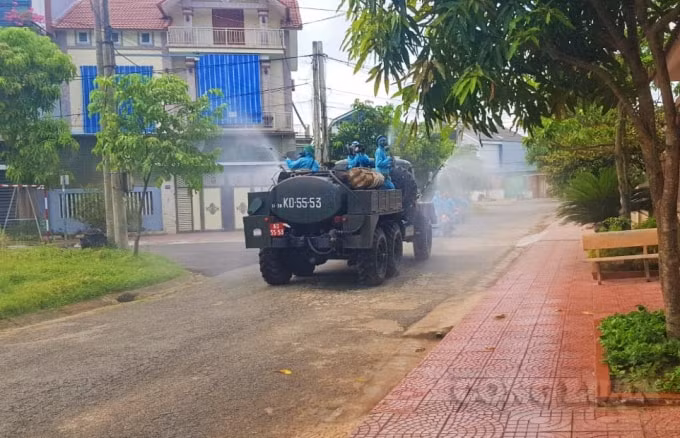 Như vậy, tính từ ngày 5/6 đến nay, Hà Tĩnh có 10 ca dương tính với virus SARS-CoV-2.