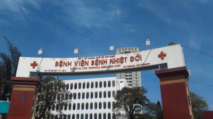 3 bệnh nhân CoOVID-19 đang chạy ECMO tại BV Bệnh Nhiệt Đới TP. HCM.