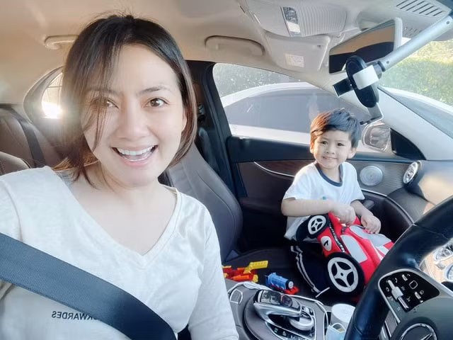 Nữ diễn viên Ngọc Lan luôn cố gắng có thêm thời gian để chơi đùa cùng con.