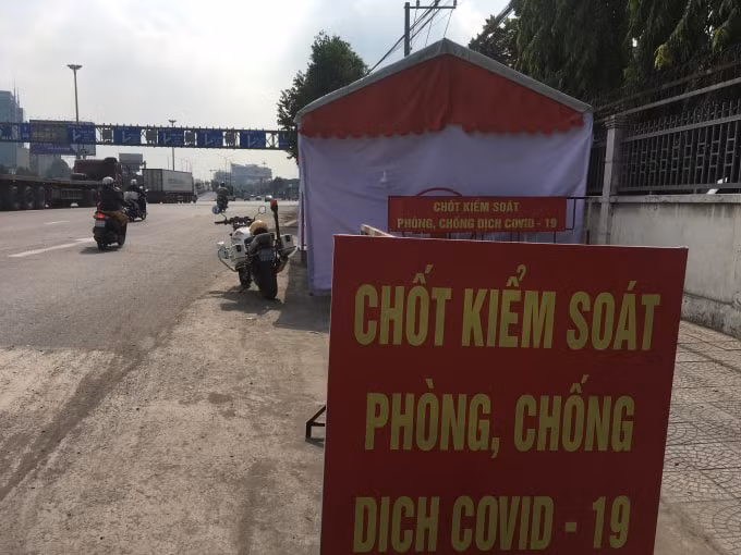 Chốt kiểm dịch tại các cửa ngõ ra vào tỉnh Đồng Nai