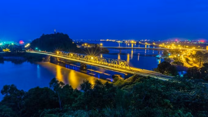 Thanh Hóa có cơ hội lớn trở thành cực tăng trưởng mới của tứ giác kinh tế Hà Nội – Hải Phòng – Quảng Ninh – Thanh Hóa.