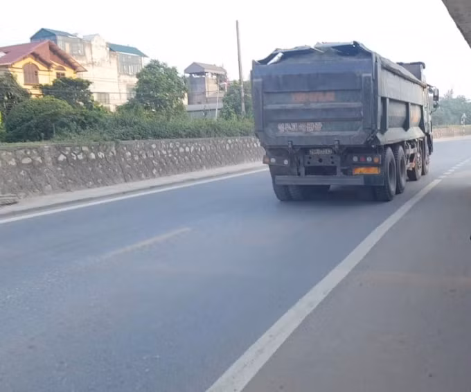 Hầu hết đều là xe cơi nới thành thùng, có dấu hiệu quá tải