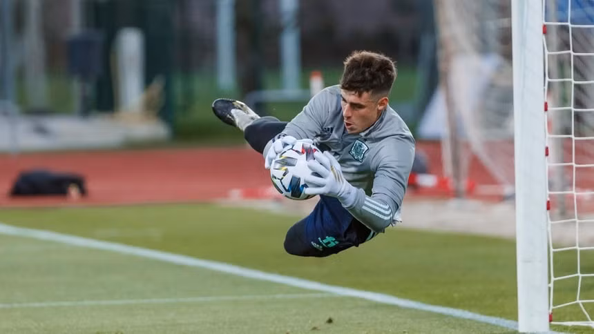 Kepa trở lại tập luyện cùng tuyển Tây Ban Nha. Ảnh: Getty Images