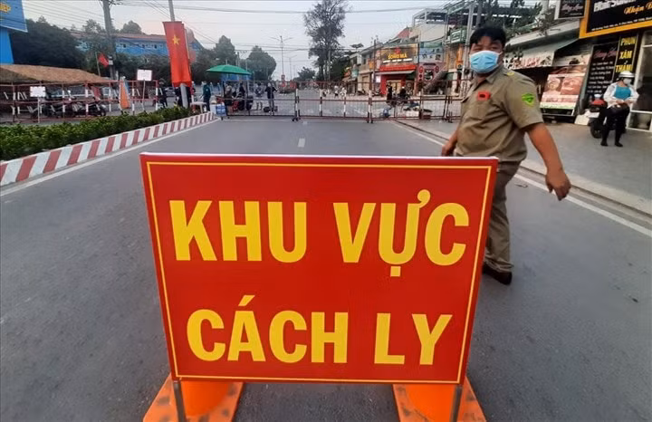 Ngày 2/6, Bình Dương tiến hành cách ly hơn 600 hộ dân liên quan ca mắc Covid-19 ở TP.HCM. Ảnh: minh họa