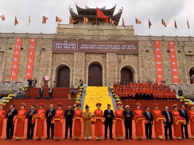 Hình ảnh lại lễ khai hội năm 2019. Ảnh: Hoàng Dương