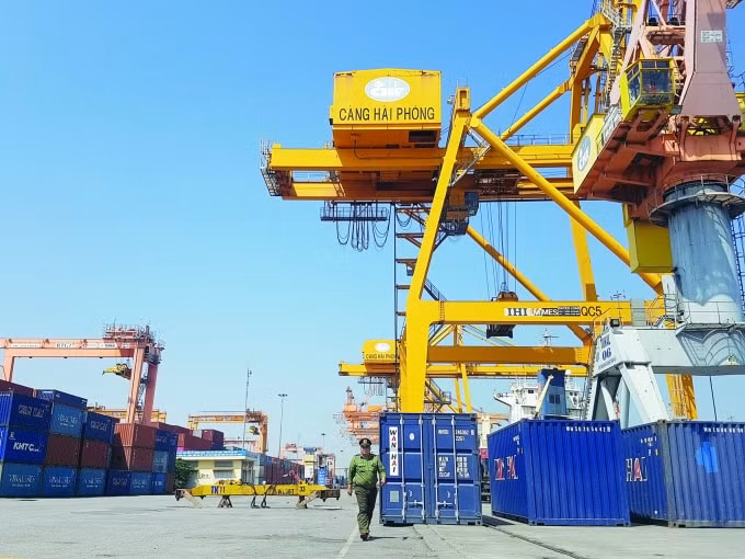 Năm 2019, sản lượng hàng hóa thông qua cảng biển Việt Nam tăng mạnh.