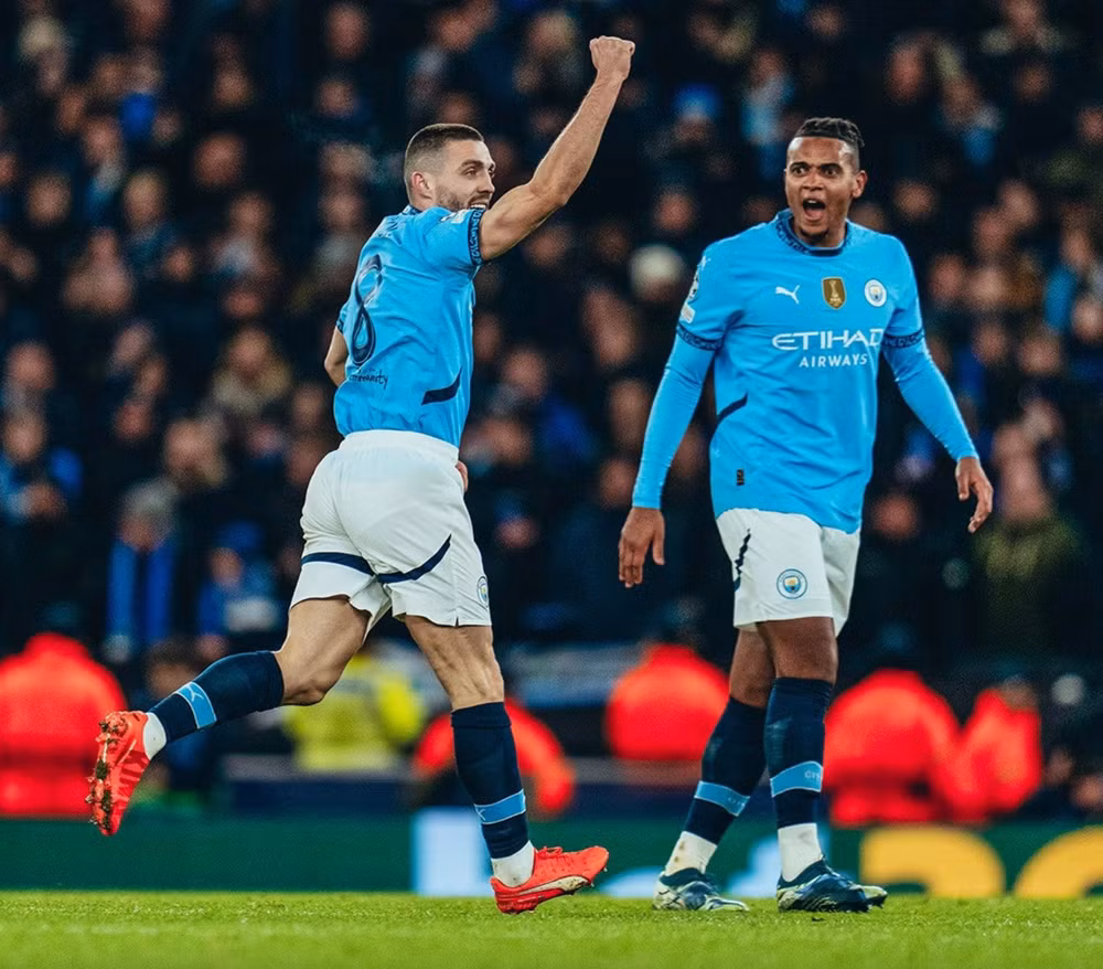 thang nguoc club brugge man city vao vong play off champions league hinh 1