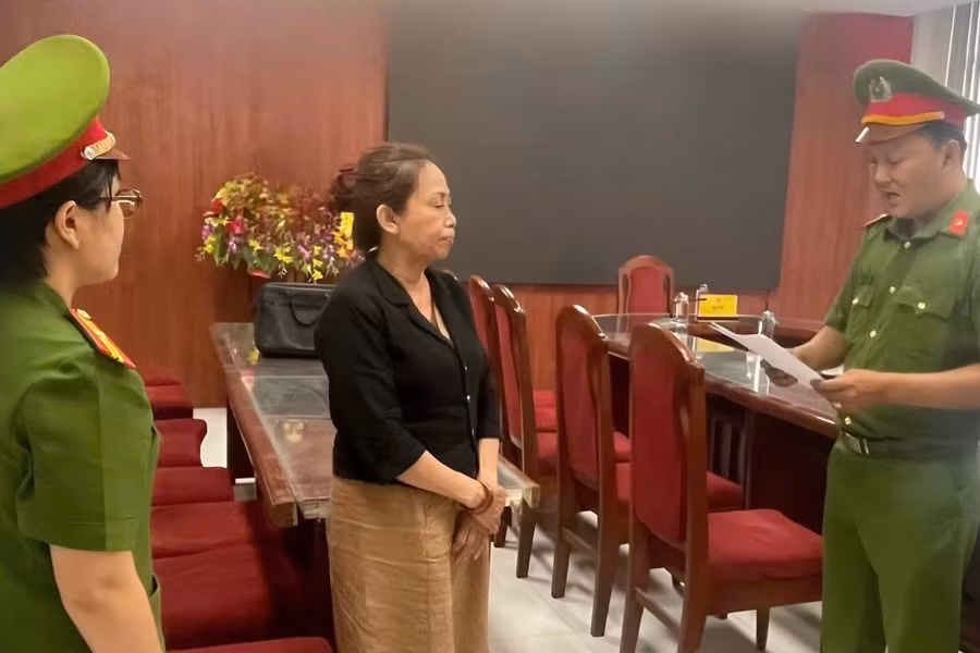 Giăng bẫy bán đất giải tỏa tái định cư giá rẻ, người phụ nữ ở Đà Nẵng lừa đảo chiếm đoạt 7,7 tỷ đồng
