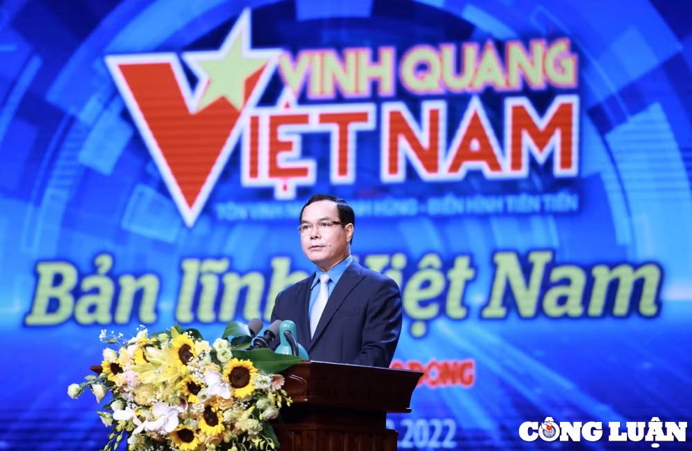 vinh quang viet nam 2022 ton vinh ban linh tri tue viet nam hinh 1