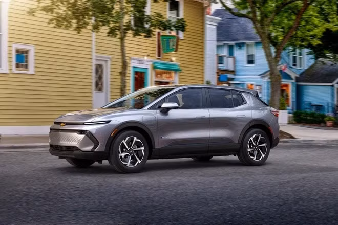xe dien chevrolet equinox 2024 ra mat di chuyen 483 km moi lan sac hinh 1