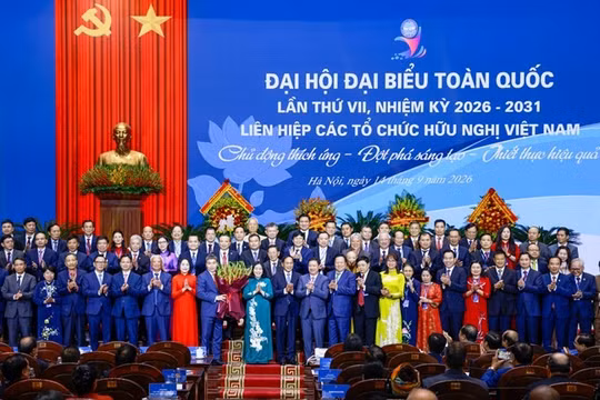 Ông Phan Anh Sơn tái cử Chủ tịch Liên hiệp các tổ chức hữu nghị Việt Nam