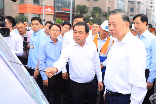 Tổng Bí thư, Chủ tịch nước Tô Lâm kiểm tra tiến độ thi công một số công trình, dự án trọng điểm của Thủ đô