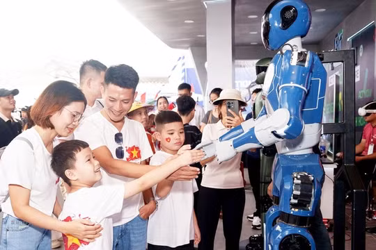 Hà Nội tạo động lực tăng trưởng mới từ khoa học, công nghệ và đổi mới sáng tạo