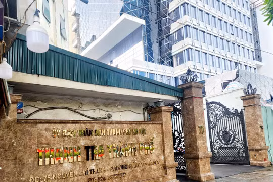 Hà Nội: Nợ tiền thuê, tự ý thế chấp và chuyển nhượng đất trái phép tại dự án hồ Lập Thành