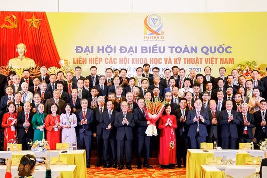 Khát vọng vươn mình bằng con đường khoa học công nghệ