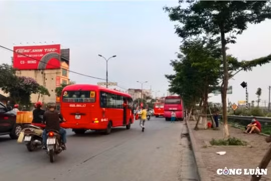 Hà Nội siết hoạt động vận tải, xử lý dứt điểm 'bến cóc', xe hợp đồng trá hình