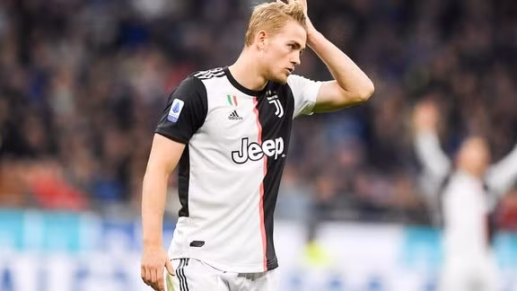 De Ligt chưa thực sự khẳng định được bản thân tại Juventus. Ảnh: juvefc