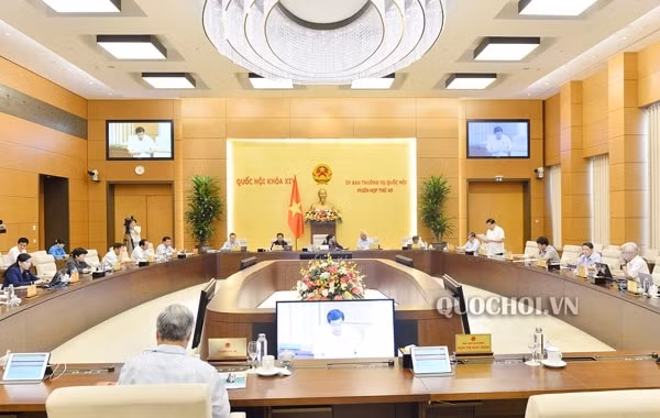 Phiên họp thứ 45 của Ủy ban Thường vụ Quốc hội, chiều 15/5. Ảnh: Cổng TTĐT Quốc hội