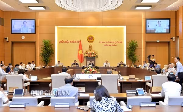 UBTV Quốc hội cho ý kiến về thí điểm tổ chức mô hình chính quyền đô thị và một số chính sách đặc thù phát triển thành phố Đà Nẵng, sáng 16/4. Ảnh: Cổng TTĐT Quốc hội
