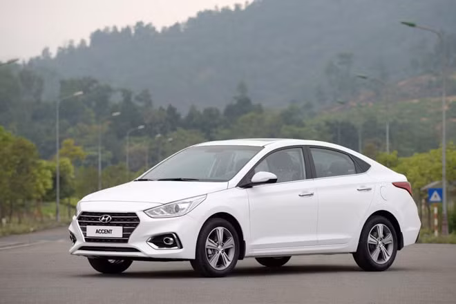618 xe Hyundai Accent được bán ra trong tháng 4.