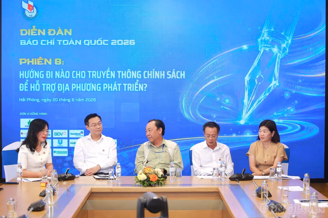 Báo chí phải đồng hành xuyên suốt toàn bộ vòng đời chính sách